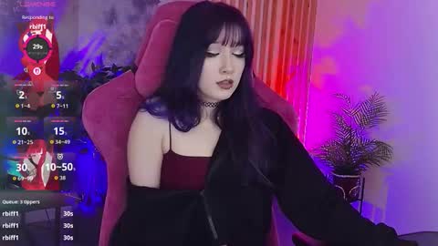 LiLu online show from December 19, 2:12 pm