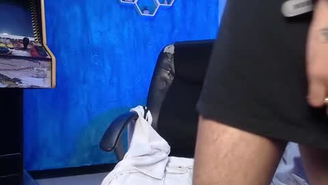 Daniel online show from February 14, 3:47 pm