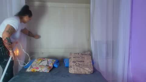         online show from September 24, 11:39 am