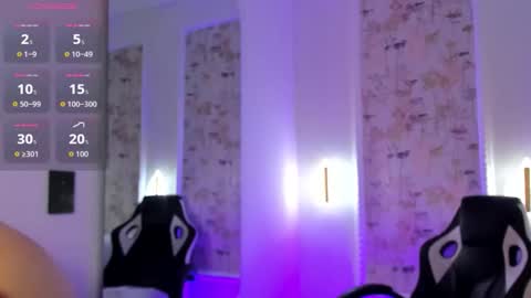L I I L I I E online show from May 7, 8:04 pm