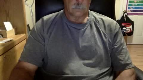 likefhot online show from April 21, 1:51 pm