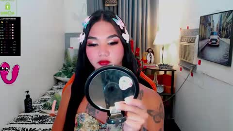 Snapshot of lil_fantacy chatting on March 9, 12:42 pm LILY online show from March 9, 12:42 pm