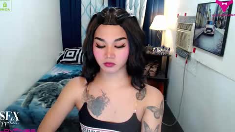 LILY online show from January 16, 6:17 pm