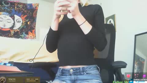 lil gemmie online show from November 13, 3:58 pm