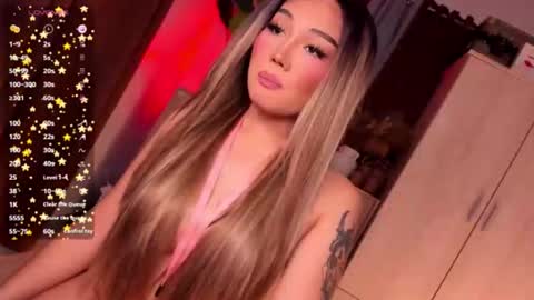 Miss Lily online show from April 21, 6:48 pm