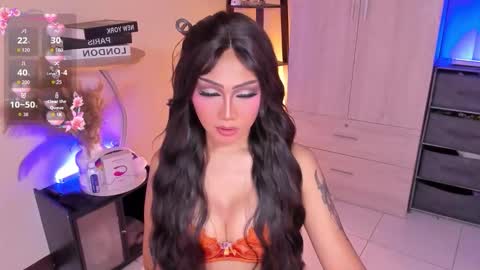 Snapshot of lil_m1ss_silly chatting on September 17, 12:41 pm Miss Lily online show from September 17, 12:41 pm