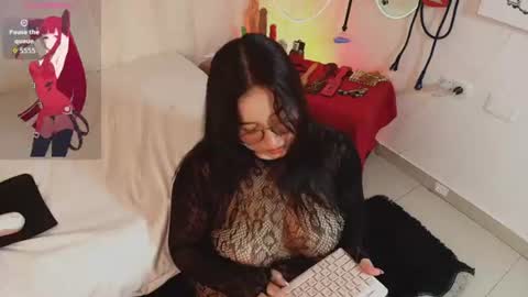 Tatianaconexion 0500 pm to 2 am colombia online show from June 24, 2:18 am