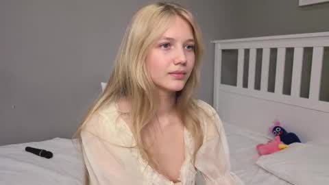 Emma online show from November 22, 10:13 am