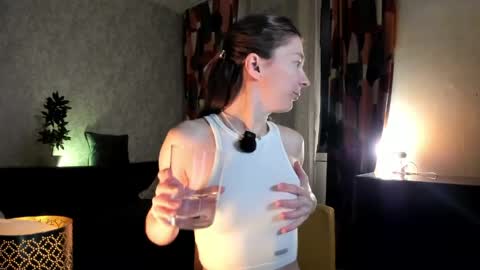 aka princessmaya online show from April 8, 8:45 pm