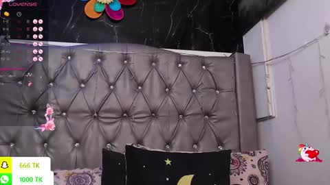   online show from April 23, 12:13 pm