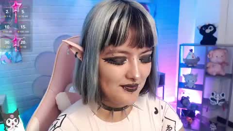 lilcandy19 online show from May 24, 12:12 pm