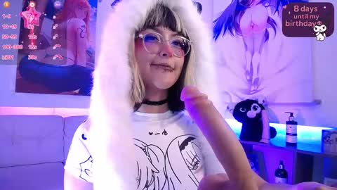 lilcandy19 online show from October 7, 12:45 pm