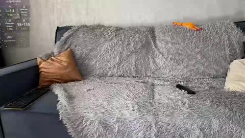 Lili online show from April 1, 10:49 am