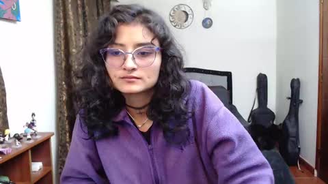 lili_clan online show from September 17, 2:15 am