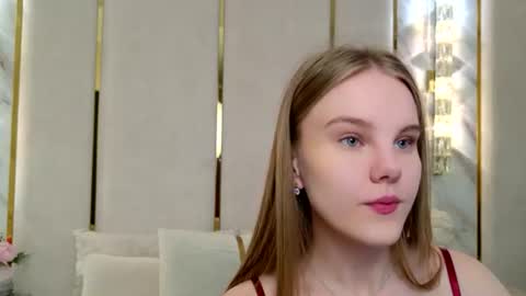 lili_lohan online show from July 26, 5:05 am