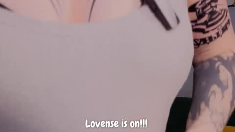 Anika online show from November 12, 3:03 pm