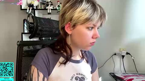 Lilian online show from March 11, 7:11 am