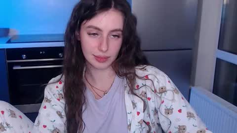 Lilu online show from February 5, 9:51 pm