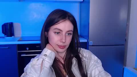 Lilu online show from February 1, 1:24 am