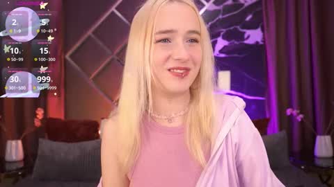 lilielfie online show from March 9, 11:53 pm