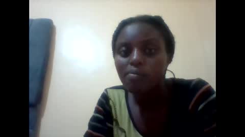 liligal online show from May 19, 7:21 pm
