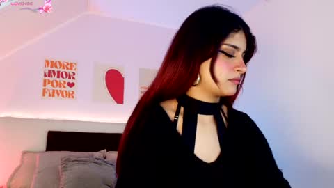 Lilith Savett online show from June 13, 2:05 pm