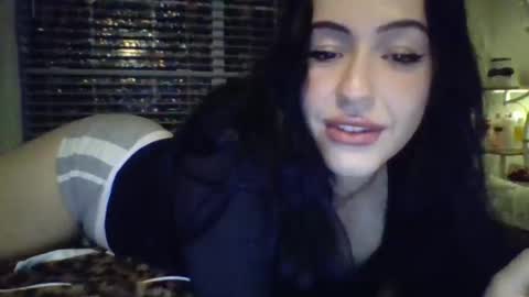 lililuvsy0u online show from May 24, 4:31 am