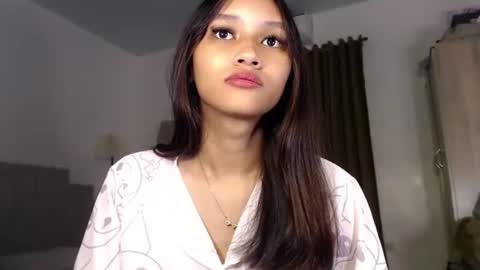 Snapshot of lilit_sensual chatting on September 22, 3:10 am Chloe online show from September 22, 3:10 am