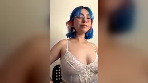 Lilith  online show from June 13, 5:51 am