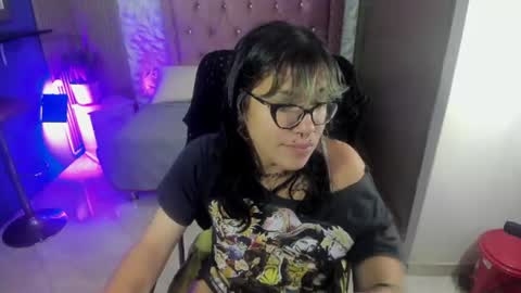 lilith  online show from July 25, 1:42 pm