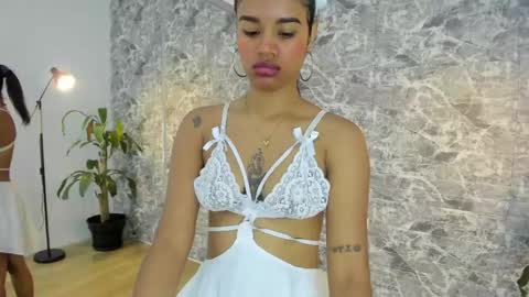 lilith_lior online show from May 25, 1:06 pm
