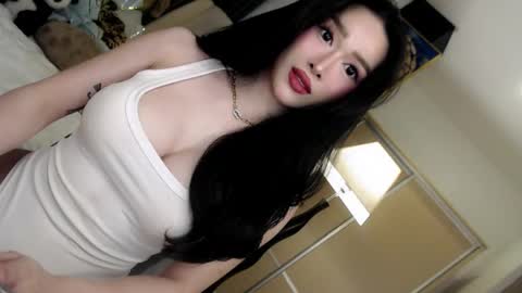 QUEEN LILITH BORBON online show from April 19, 9:50 pm