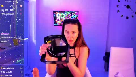 Lilith online show from May 21, 2:51 am