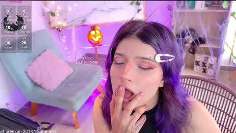 LILITH 200 LIKES   Thursday Clown Costume M online show from October 27, 9:37 pm