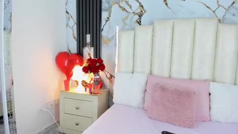 Lilith  online show from February 24, 7:11 am