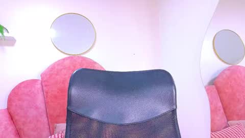 L I L I T H  online show from February 16, 11:41 am