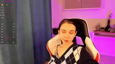 Snapshot of lilithstrangfor chatting on December 17, 11:39 am lilithstrangfor online show from December 17, 11:39 am