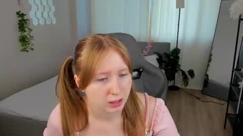  Lili Tiny  GMT2 3-10AM  MonTueWedThuSat online show from July 27, 8:22 am