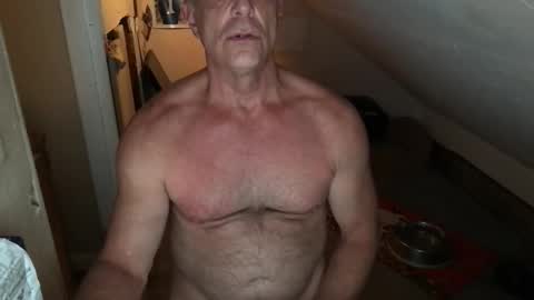 liljohnny69948360 online show from June 3, 6:05 am