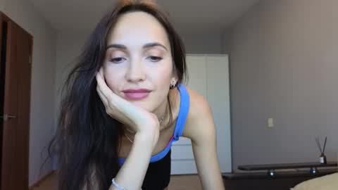 Lillian online show from September 24, 11:50 am