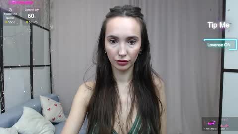 Lillian online show from February 13, 8:17 am