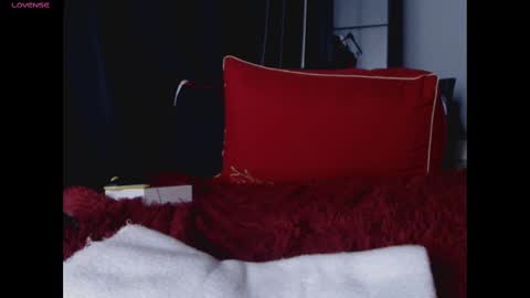 lillyerikson online show from March 9, 1:35 am