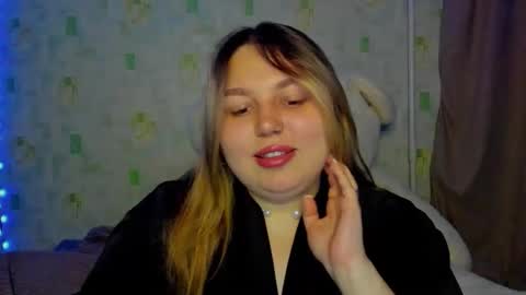 lillyhaigh online show from June 4, 6:14 pm