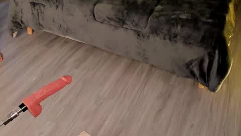 Lilly Ortiz online show from March 5, 1:52 am