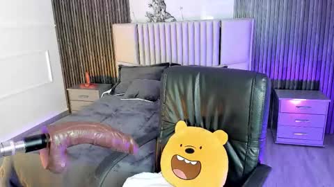 Lilly Ortiz online show from September 11, 7:59 pm