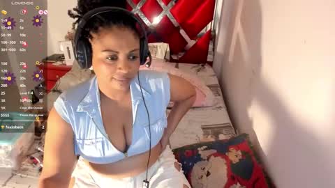 lilotoronto online show from February 28, 8:13 pm