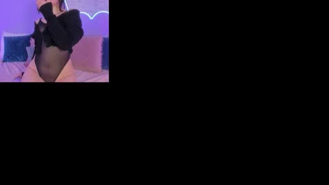 Lilou online show from November 8, 12:08 pm