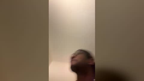 lilron0072y online show from April 22, 4:08 am