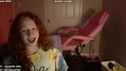 lil or red online show from February 28, 5:59 am