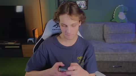 lilteddyboy online show from October 19, 2:44 pm